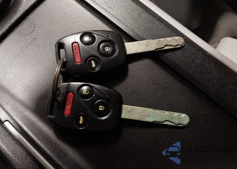 2009 Honda Accord 2.4 Lx from USA, damaged, VIN 1HGCP26329A021155